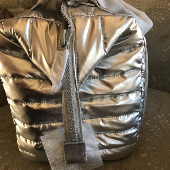 NWT Dagne Dover Landon Medium/Silver Puff - Picture 7 of 11